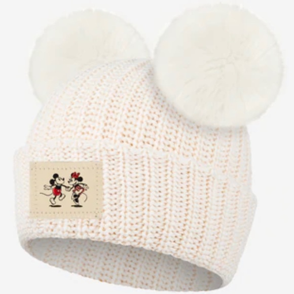 Double Pom Beanie 